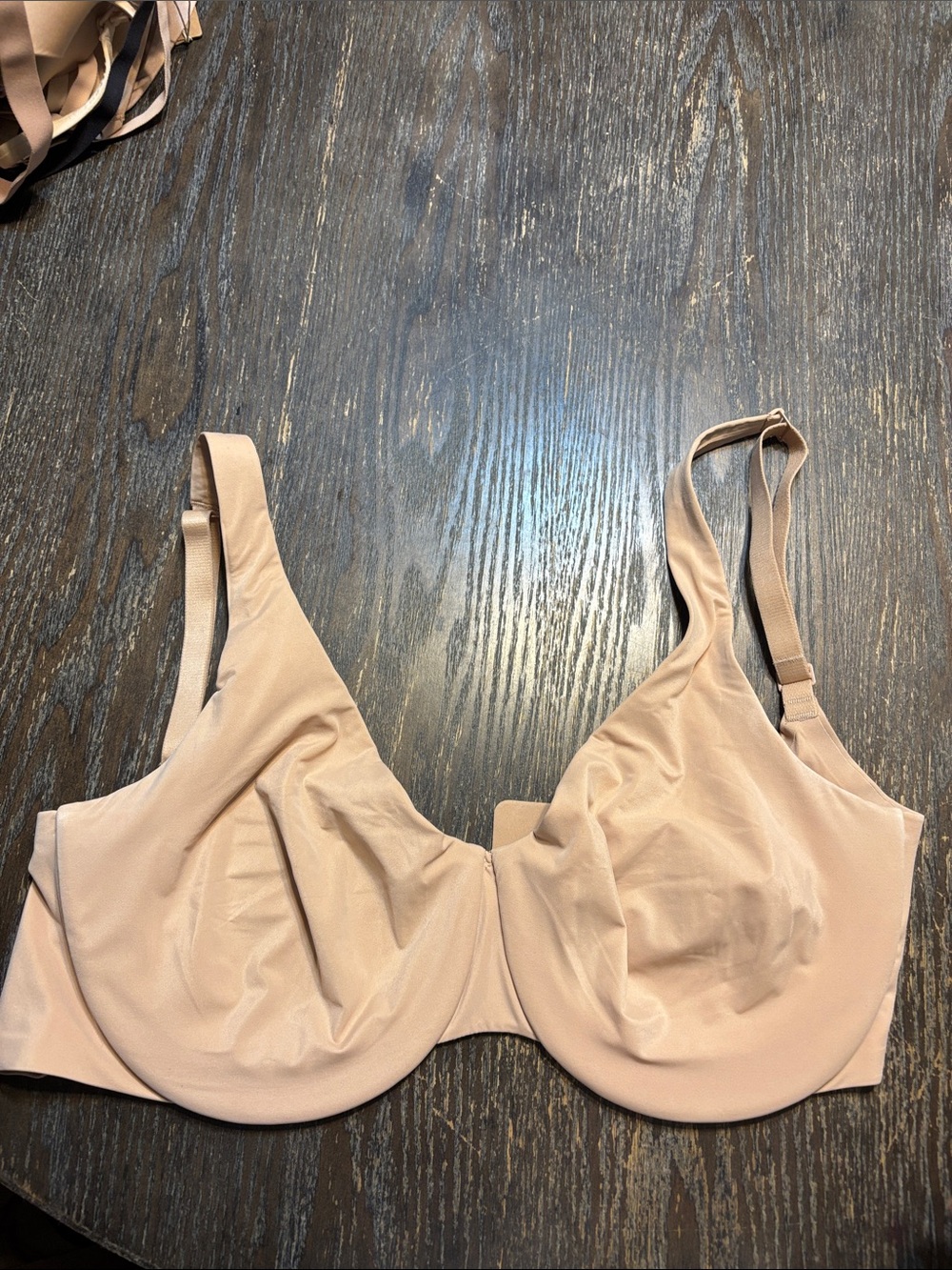 SKIMS Soft smooth intimate full coverage clay 34DDD Bra NWOT